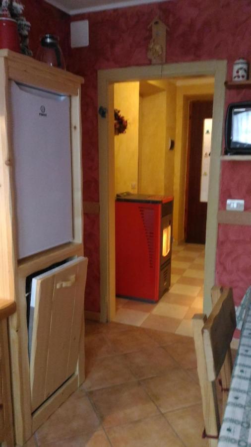 Apartament Alloggio Castello Tesino Zewnętrze zdjęcie